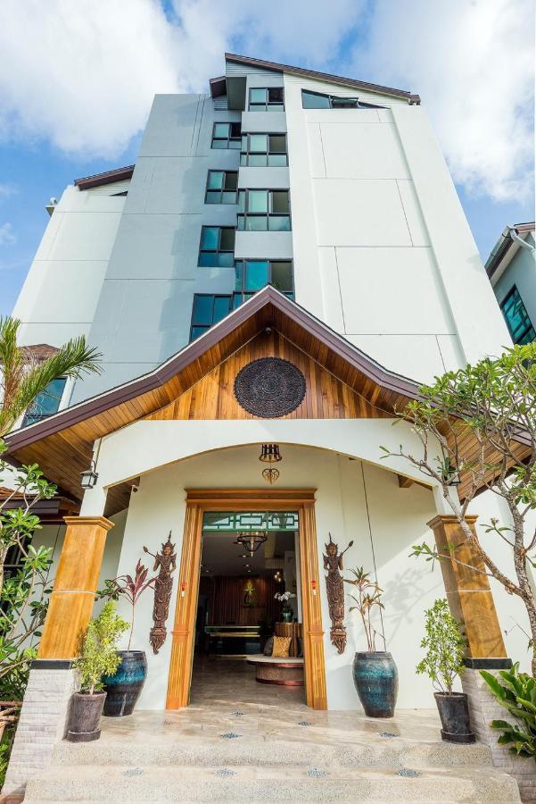 Coco Paradiso Phuket Sha Hotel Exterior photo